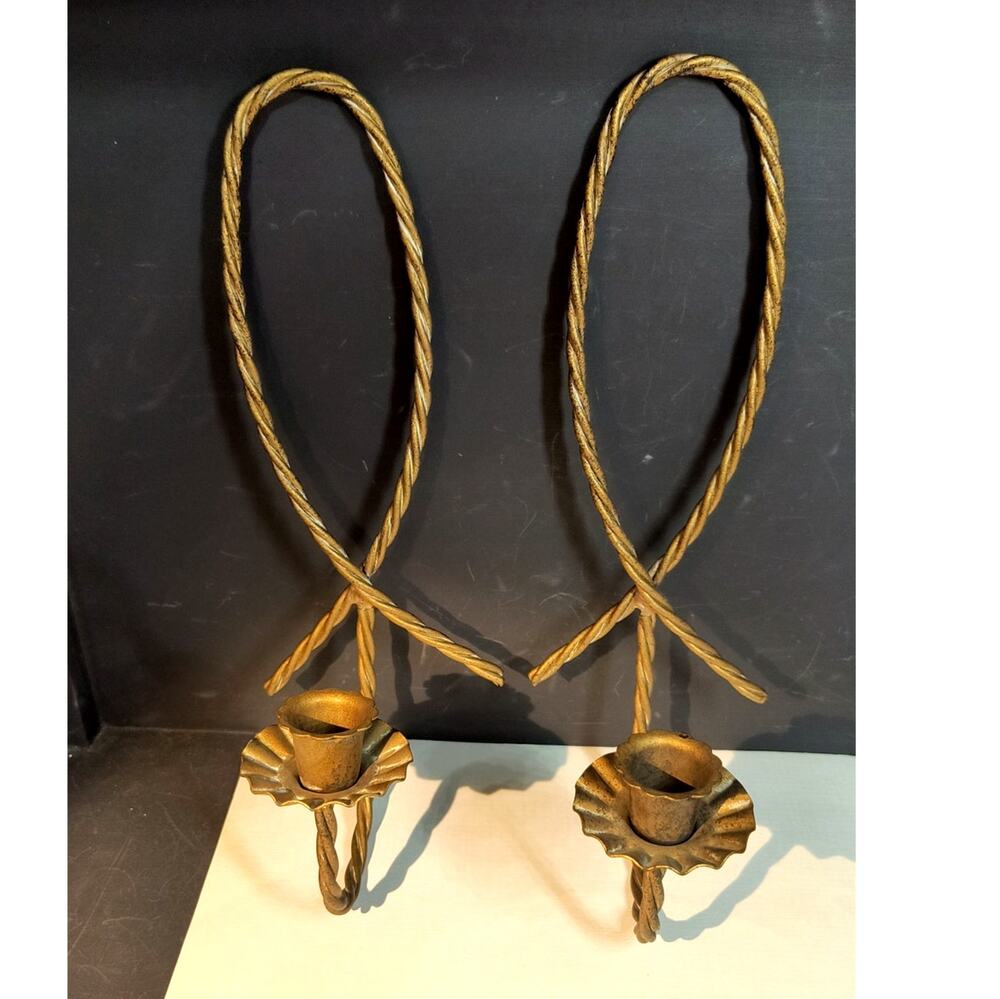 1202. Set of 2 Brass Candle Sconces Metal Gold Tone